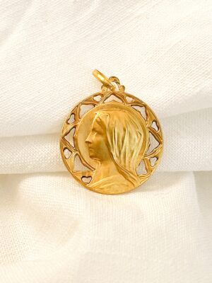Médaille ancienne ajourée en or de La Vierge Marie