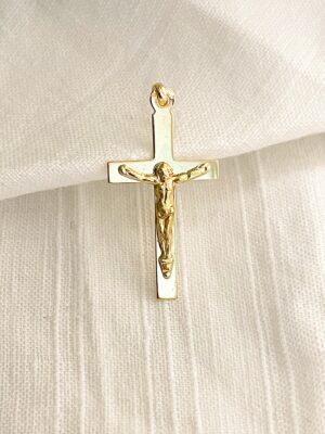Croix simple en or