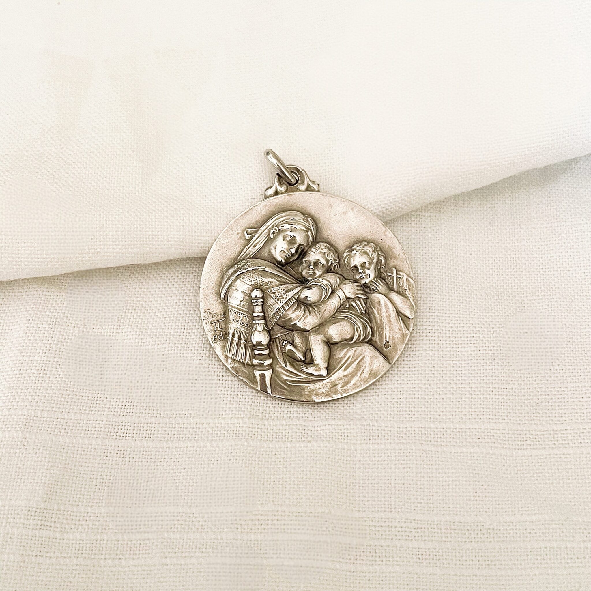 médaille notre dame aux lys en argent, création de la monnaie de paris (copie)