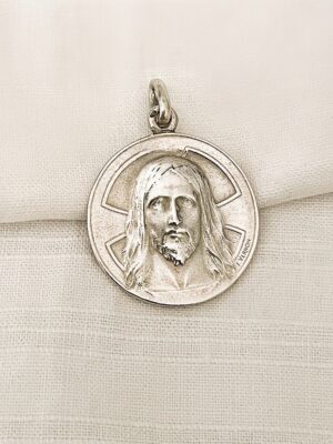 Médaille ancienne du Christ en argent