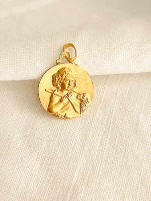 Petite médaille ancienne en or de saint jean baptiste